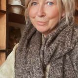 La Bottega di Brunella Textured Linen Scarf